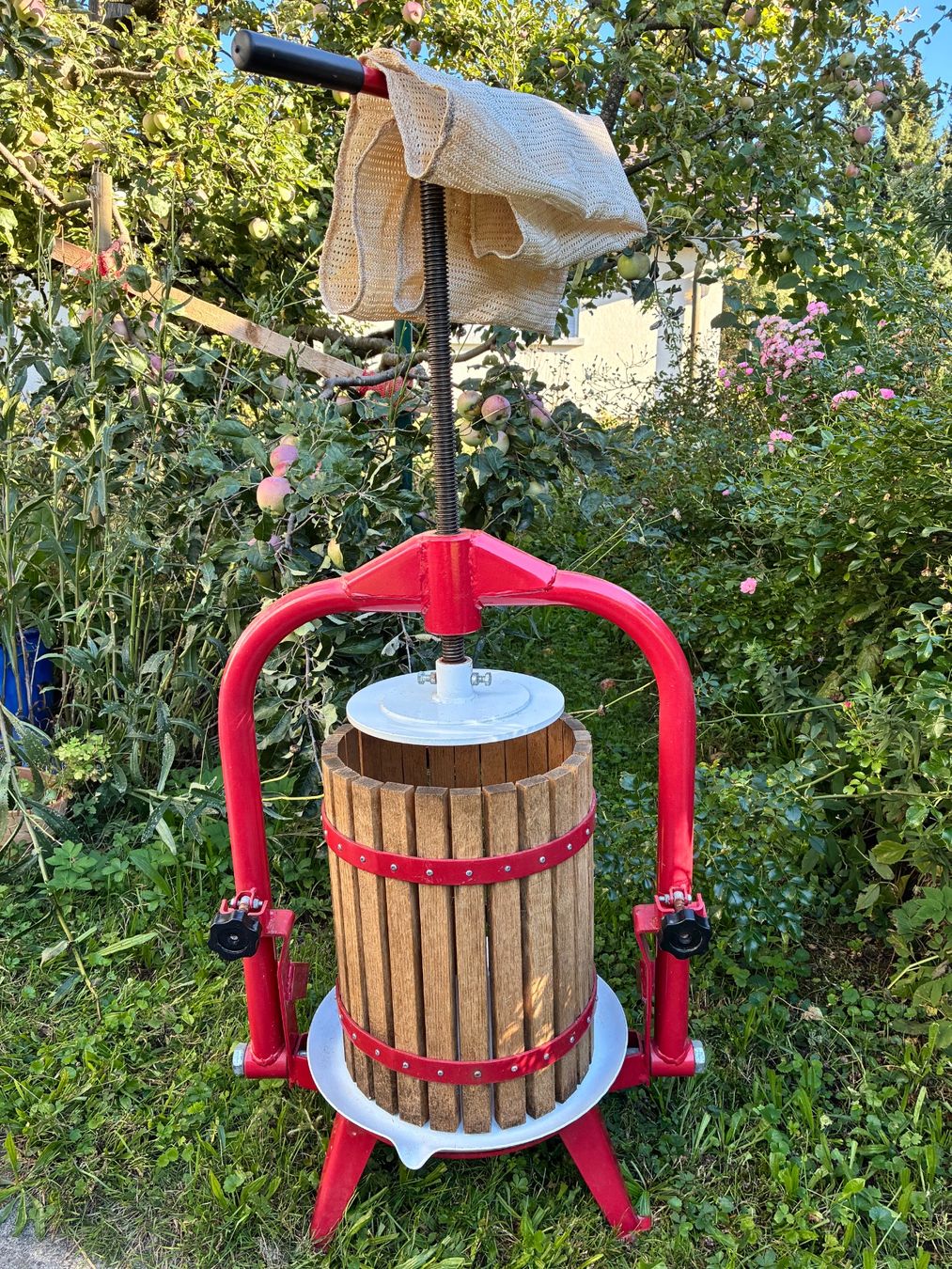 Tutte le macchine: Obstpresse 18 Liter – Usato da Schmitten FR venduto da zelotes1 1