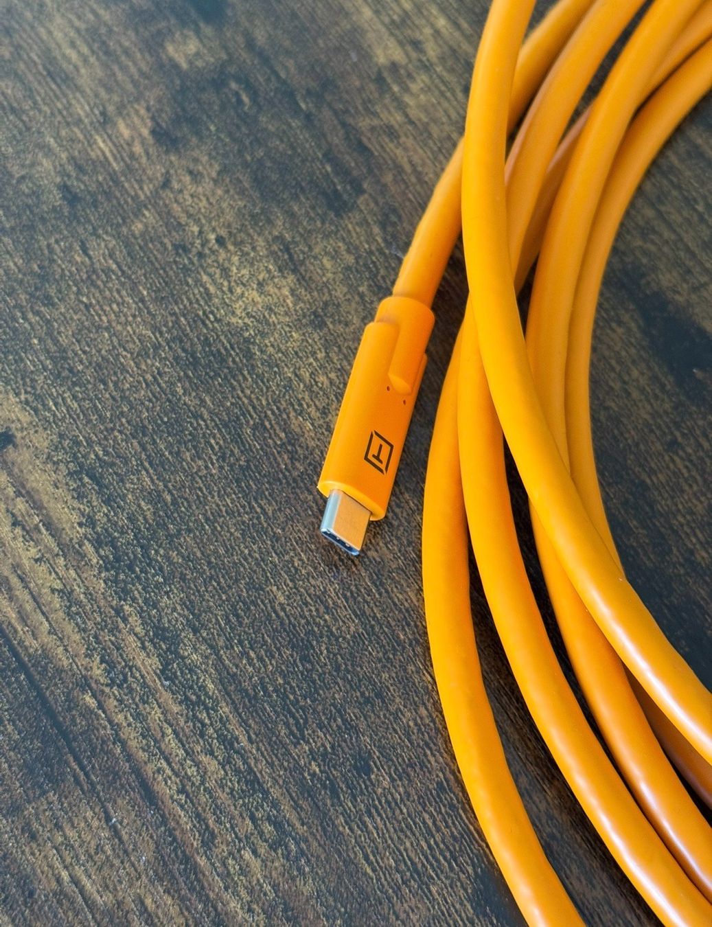 Câbles: Tether Kabel USB-C / USB-C inkl. Camera Support – D'occasion à Kilchberg ZH par Torch2 2