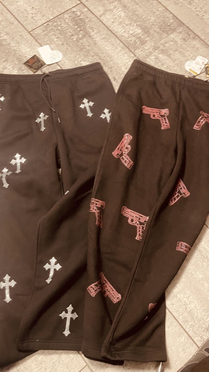 Pantaloni: 2x Jogginghose, Neu mit Etikett! – Nuovo (secondo la descrizione) da Selzach venduto da Giusi400