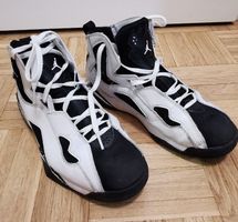 Nike Jordan Sportschuhe schwarz weiss Grösse 41 gebraucht