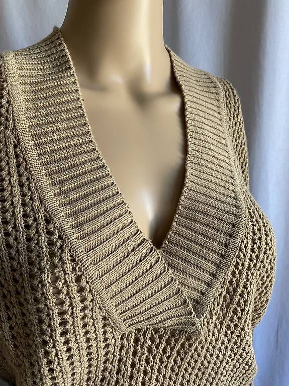 Maglioni & Felpe: Pullover | gehäckelt | Neuwertig | M | Gold Glitzergarn – Nuovo (secondo la descrizione) da Willisau venduto da Uspoffette 1