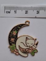 Anhänger Katze auf Mond