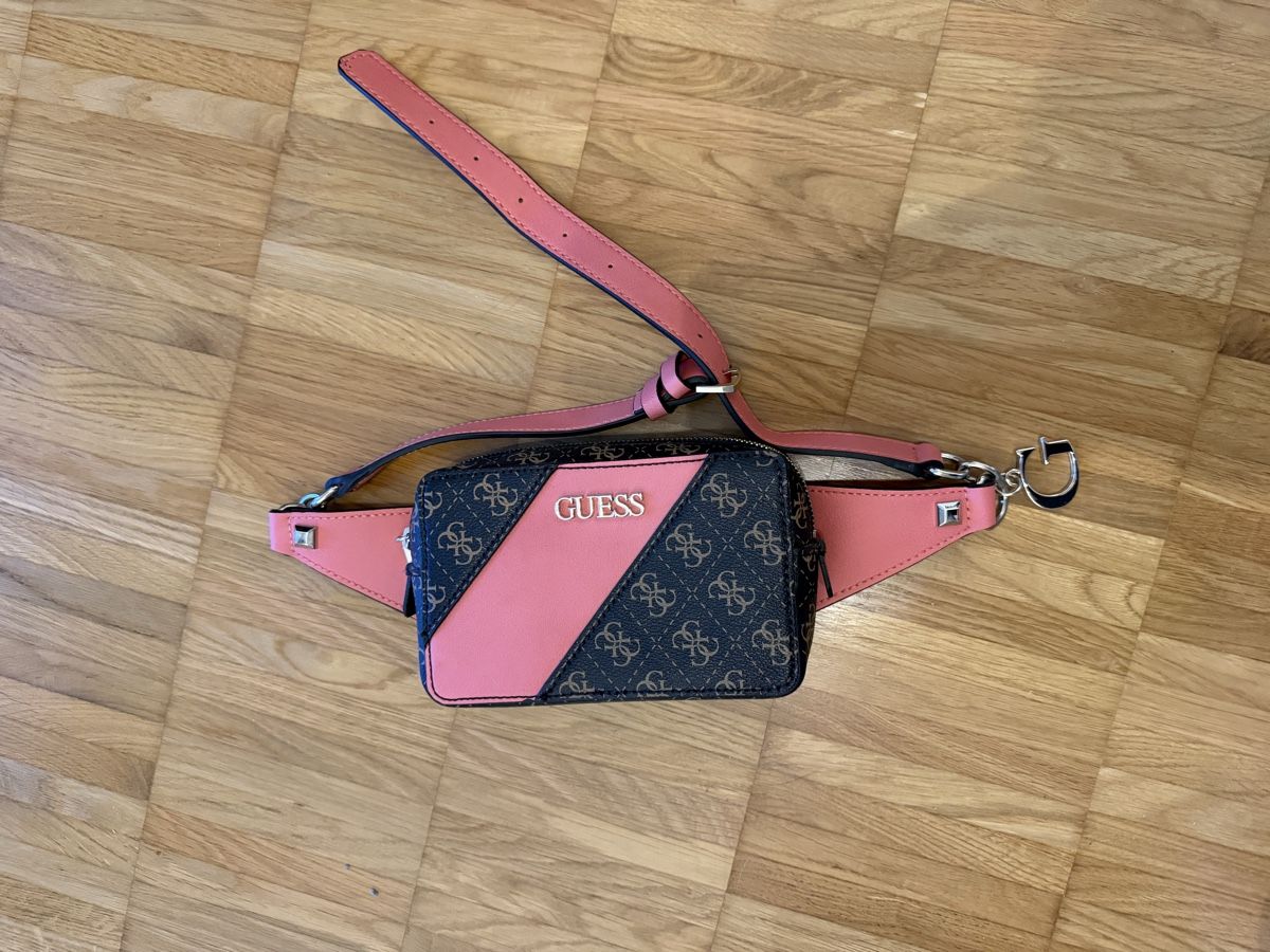 Guess Borse da donna: Guess Gürteltasche in Braun/Rosa – Nuovo (secondo la descrizione) da Tann venduto da marcb200012