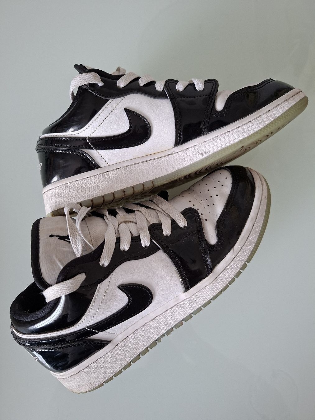 Jordan Damenschuhe: Jordan 1 Low, Noir et Blanc, Taille 37.5 – Gebraucht aus Renens VD von ser_j2fn