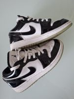 Jordan 1 Low, Noir et Blanc, Taille 37.5
