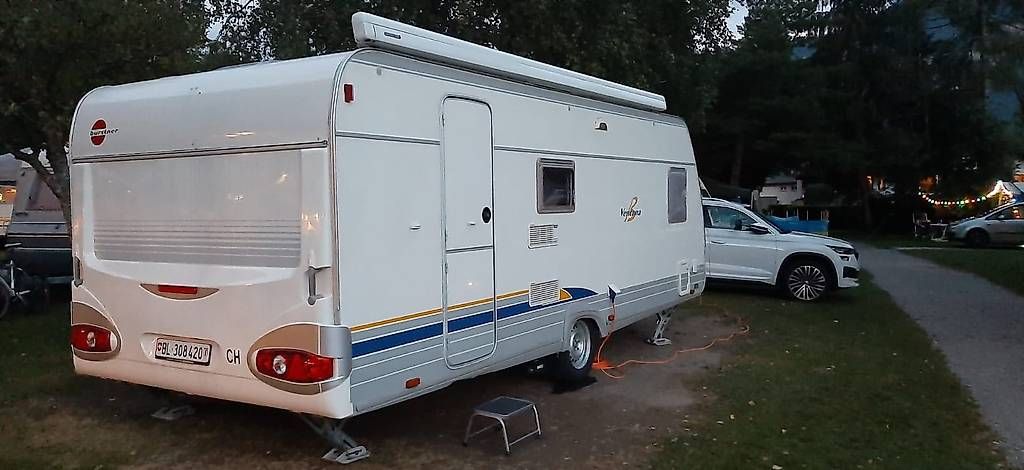 Véhicules de camping: Wohnwagen Bürstner Ventana  – D'occasion à Füllinsdorf par fab_n8ry