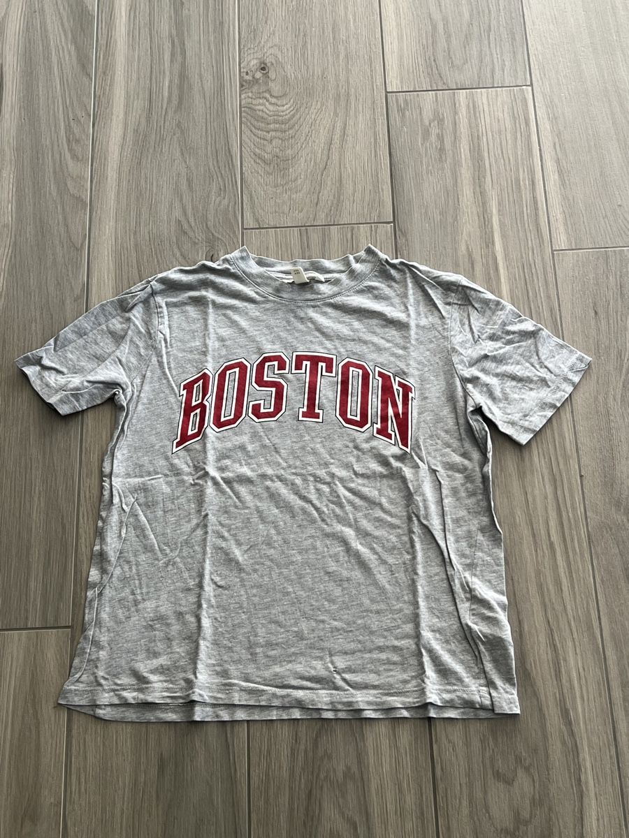 H&M T-Shirts: T-Shirt Grösse S – Gebraucht aus Niederhelfenschwil von tab_xlc7