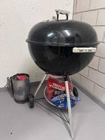 barbecue Weber a carbone 57 cm e accenditore per carbonella