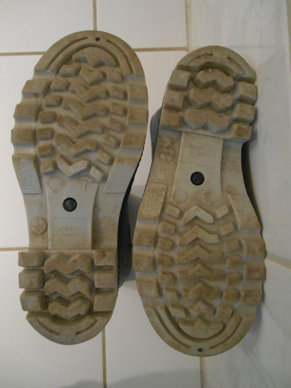 Scarpe per ragazzi: Gummistiefel Gr. 33 – Usato da Nussbaumen AG venduto da Sumopi 1
