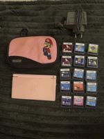 Nintendo-DS, rosa mit 15 Spielen und Ladekabel