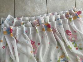 Kimderzimmer -Vorhang, weiss -bunt ,L 2.m10, fertige B 3.m60