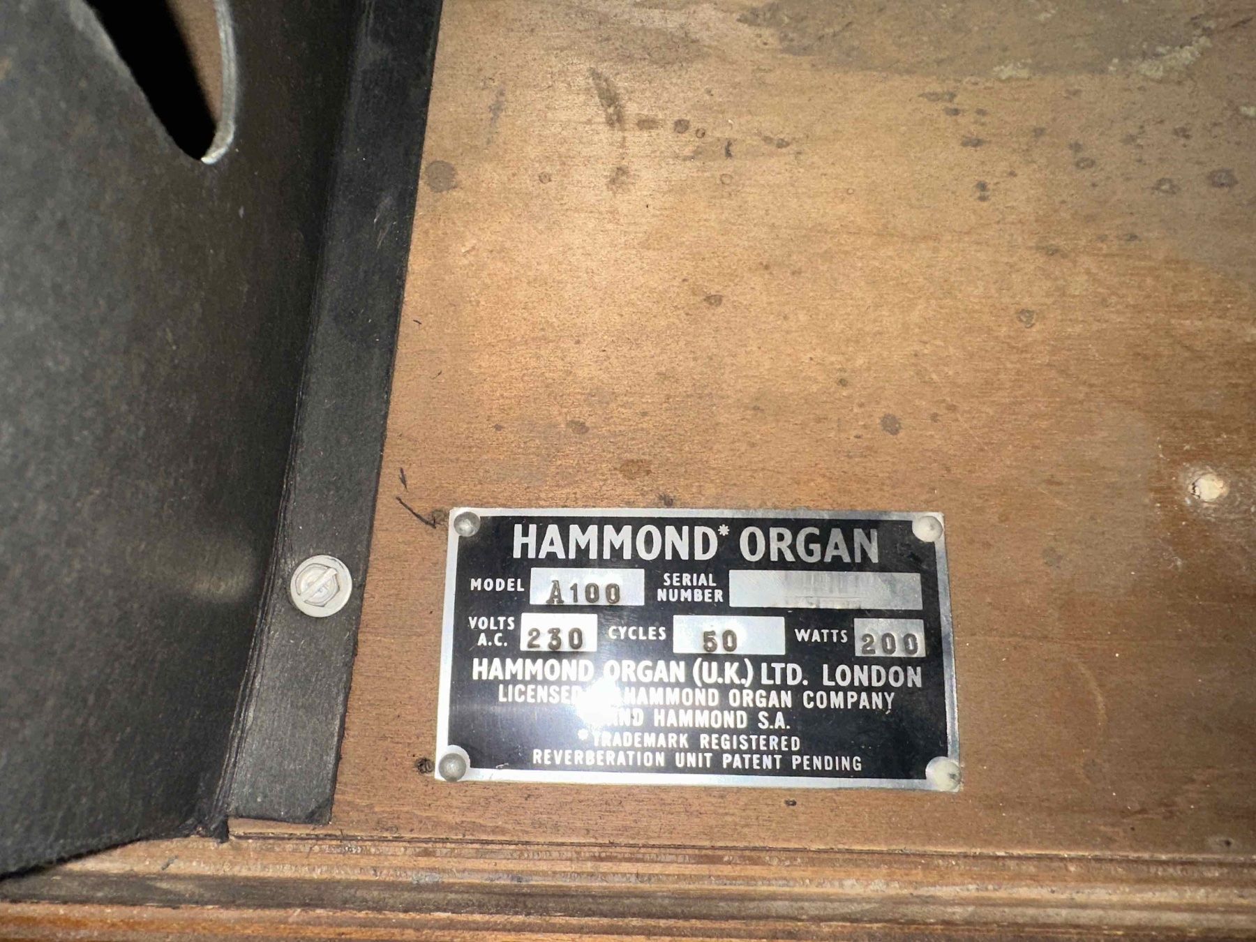 Strumenti musicali: Hammond A100 Leer-Gehäuse – Usato da Zürich venduto da Bestbefore06 6