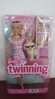 Bewegliche Barbie Twinning Looks Puppe mit Hund