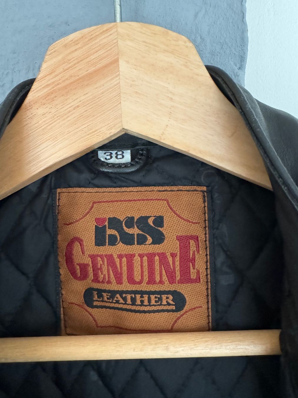 Giacche: Veste moto IXS – Usato da Ollon VD venduto da vik_8cdj 3