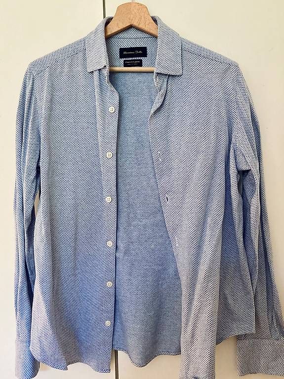 Chemises: Hemd Massimo Dutti, Grösse S – D'occasion à Kilchberg ZH par e.bl