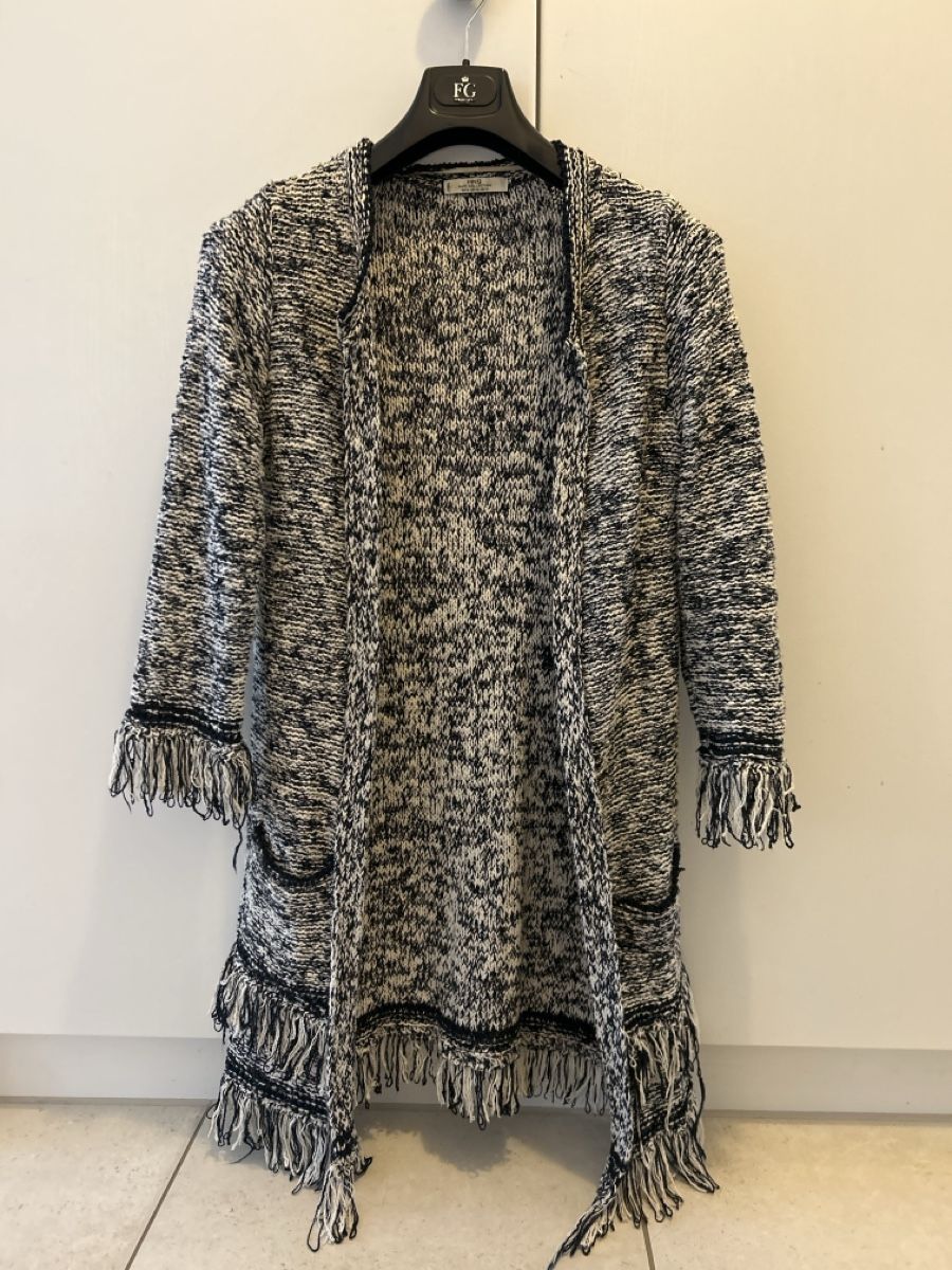 Mango Giacche: Strickjacke mit Fransen – Usato da Regensdorf venduto da Duma21