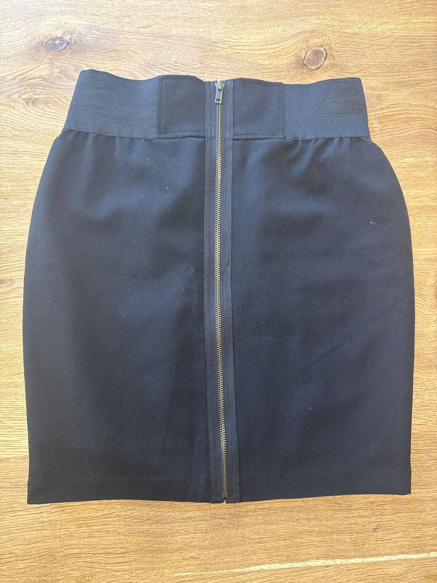 Vero Moda Gonne: Damen Minirock schwarz Gr. S – Usato da Rohr b. Olten venduto da -FaLu- 3