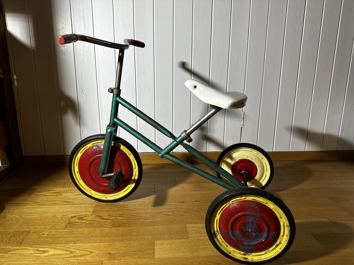 Veicoli per bambini: Vintage Dreirad – Usato da Urtenen-Schönbühl venduto da t00one 1