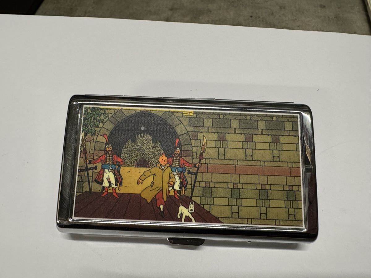 Fumetti: Etui à cigarettes Tintin Milou – Nuovo e nell'imballaggio originale da Lausanne venduto da Michel_Ozcan
