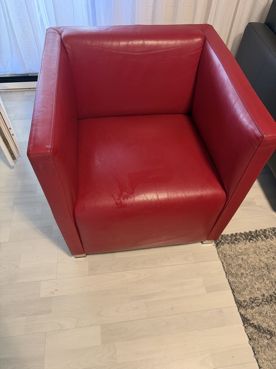 Wittmann Poltrone: Sessel Leder rot Wittmann  – Usato da Sursee venduto da Fion
