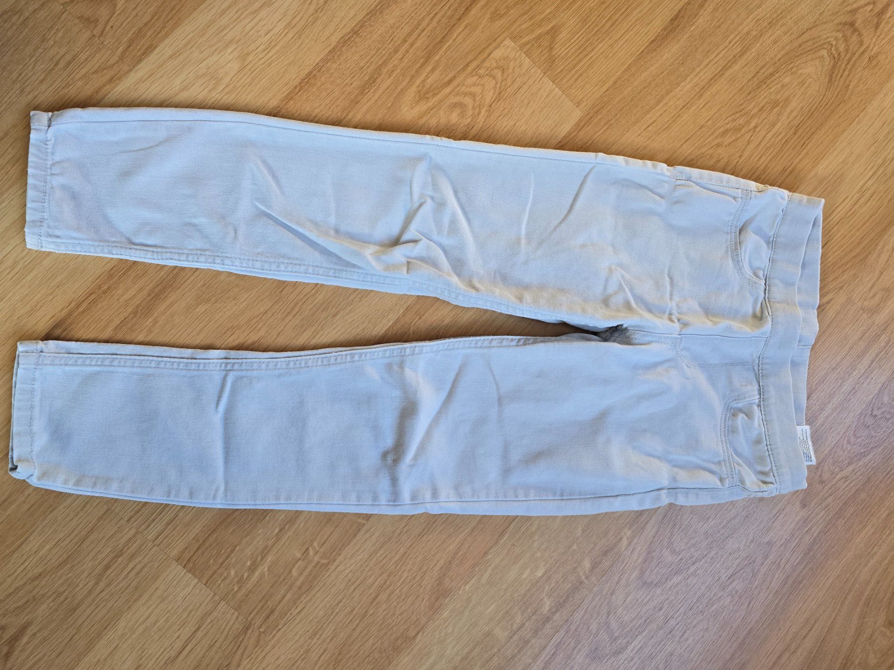 Pantalons: Hose Gr. 122 – D'occasion à Büttikon AG par Amineah