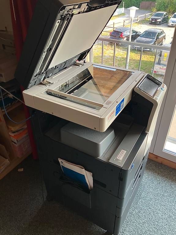 Konica Photocopieuses: Laserdrucker A3 sw – D'occasion à Turbenthal par dav_9x6q 1
