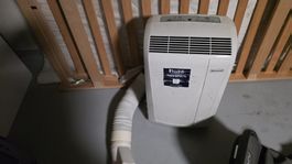 Climatiseur mobile De'Longhi Pinguino 9400 BTU/h avec téléco