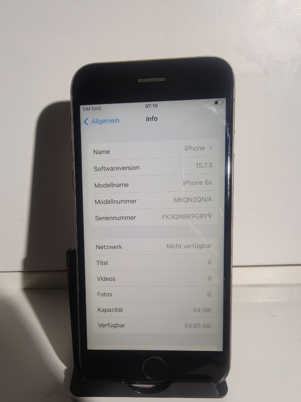 Apple Telefoni cellulari / Smartphones: iPhone 6s 64GB silber guter Zustand – Usato da La Tour de Peilz venduto da Dejobokin 3