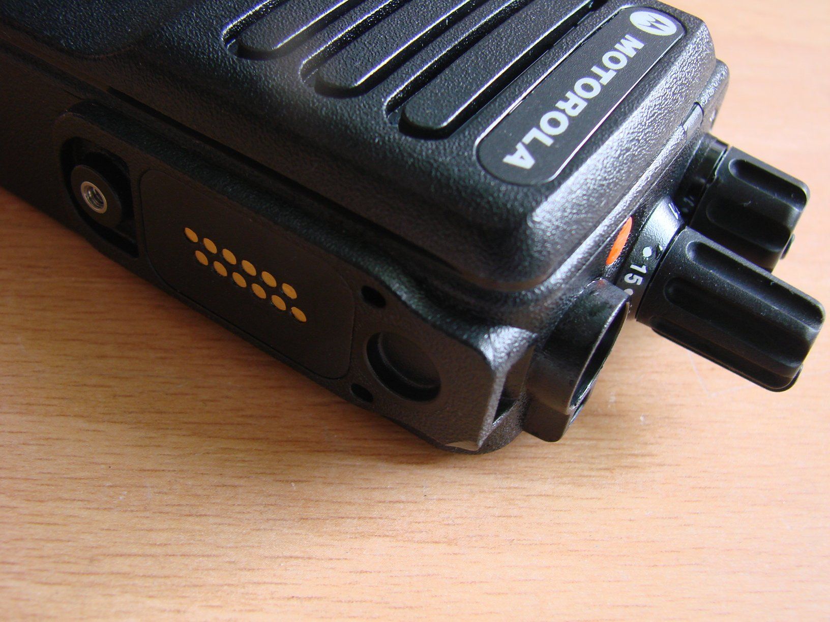 Motorola Radiocomunicazione: Motorola DP4400e VHF – Nuovo (secondo la descrizione) da Herisau venduto da laservision 6