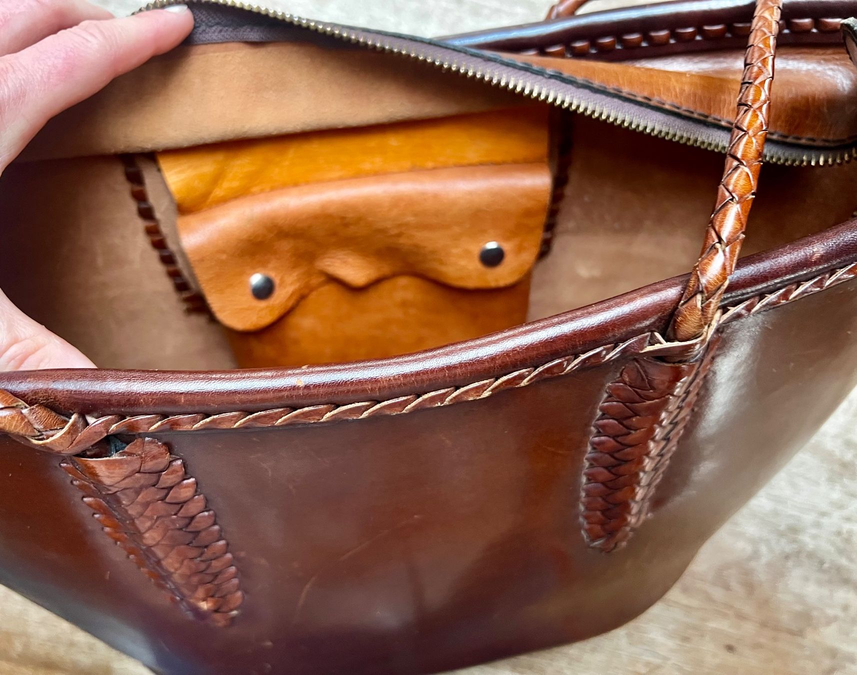 Borse da donna: Wunderschöne, handgefertigte Handtasche aus edlem Leder – Usato da Zürich venduto da janikova 2