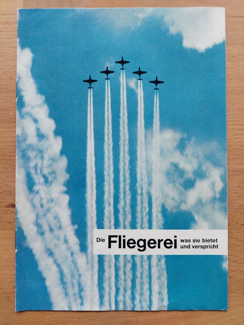 Libri: Die Fliegerei was sie bietet und verspricht – Usato da Obfelden venduto da Foto_Bild_Kunst_Buch