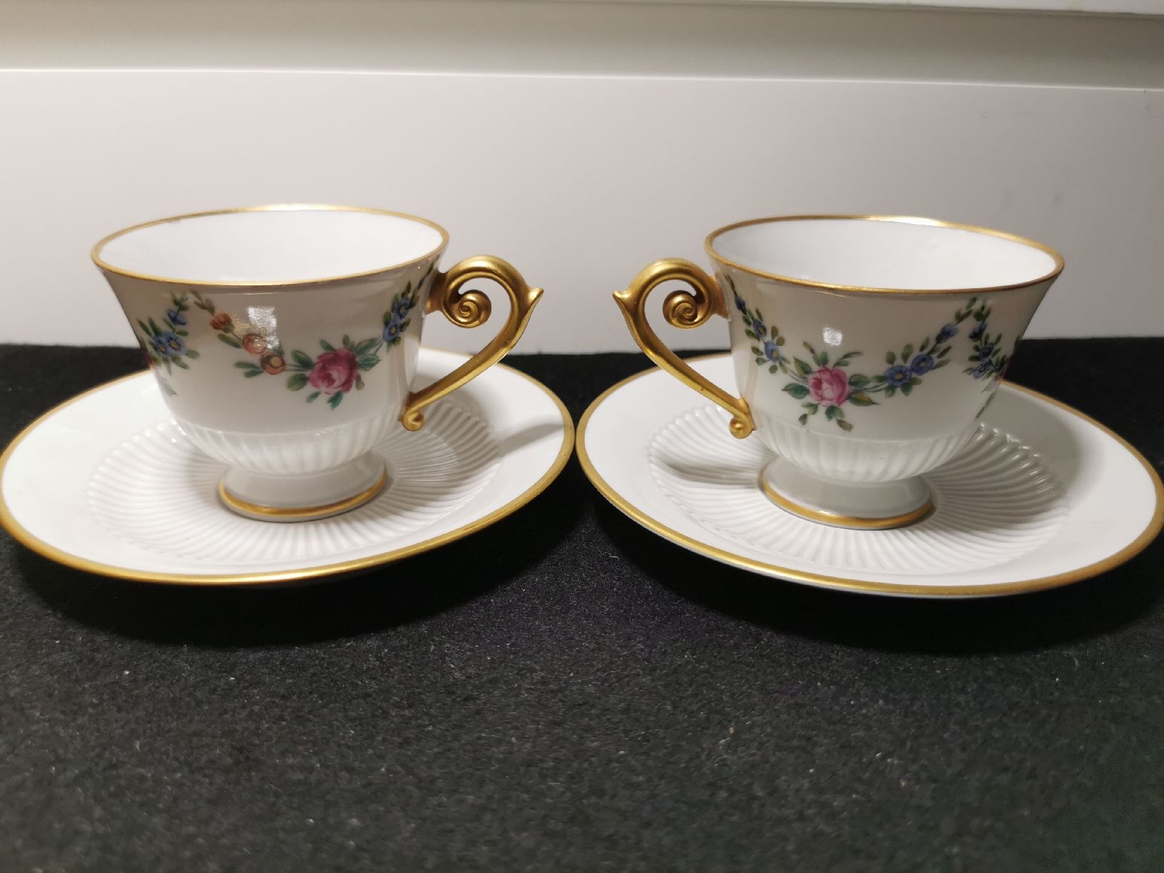 Tasses: Langenthal Zwei Teetassen mit Untertellers  – Neuf (Voir description) à Schlieren par vlalif 7