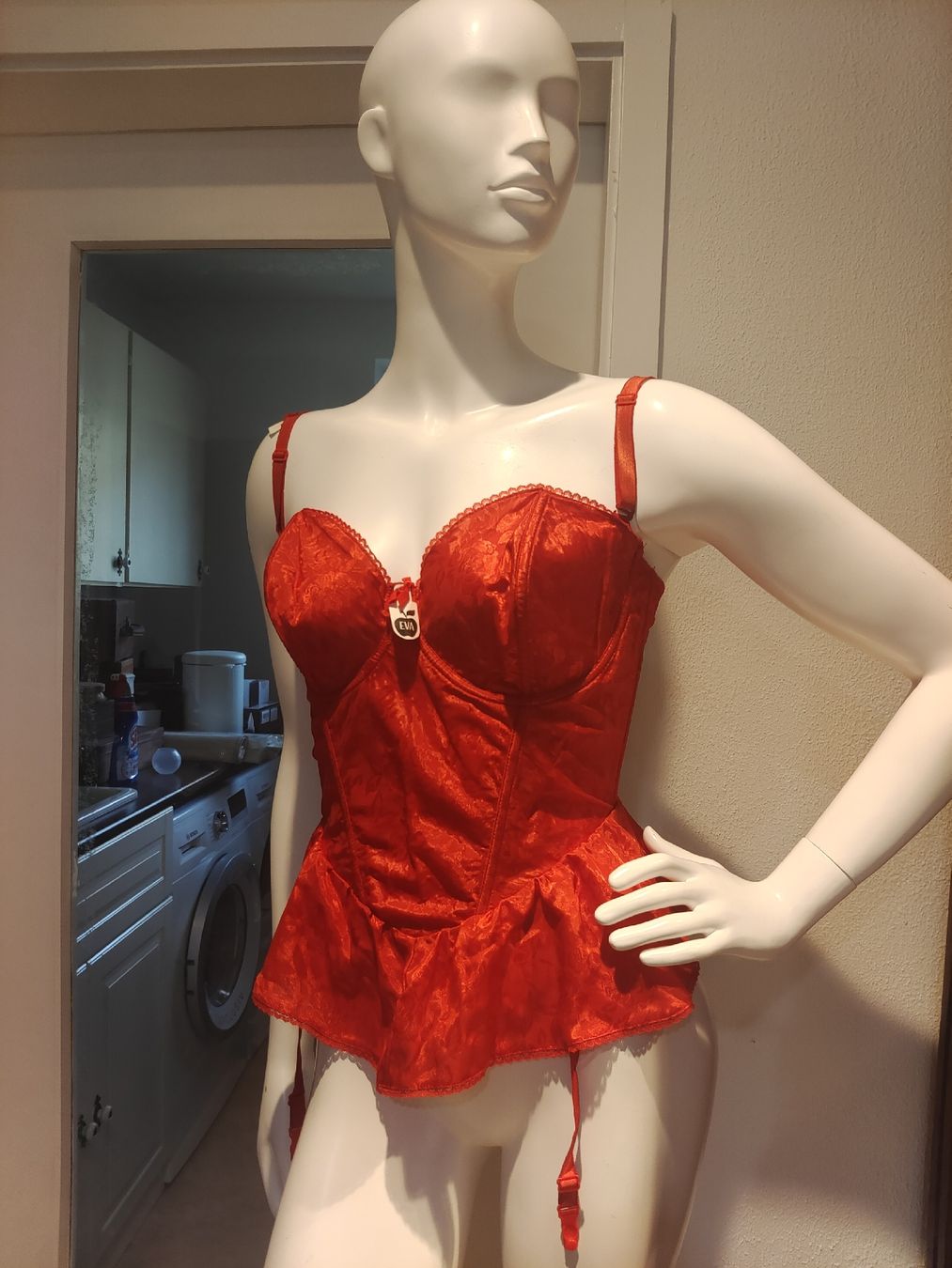 Top: Corset new with tags – Nuovo e nell'imballaggio originale da Bulle venduto da 122_hc82 1