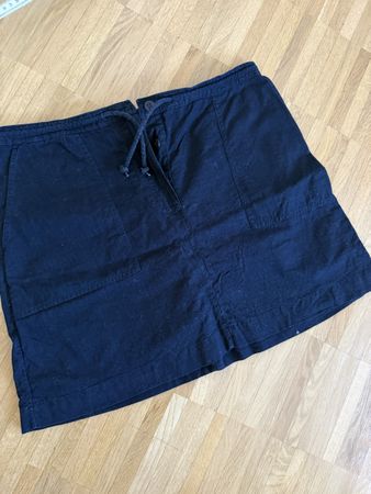 Rock Hennes Collection schwarz 🖤 Grösse 40 guter Zustand
