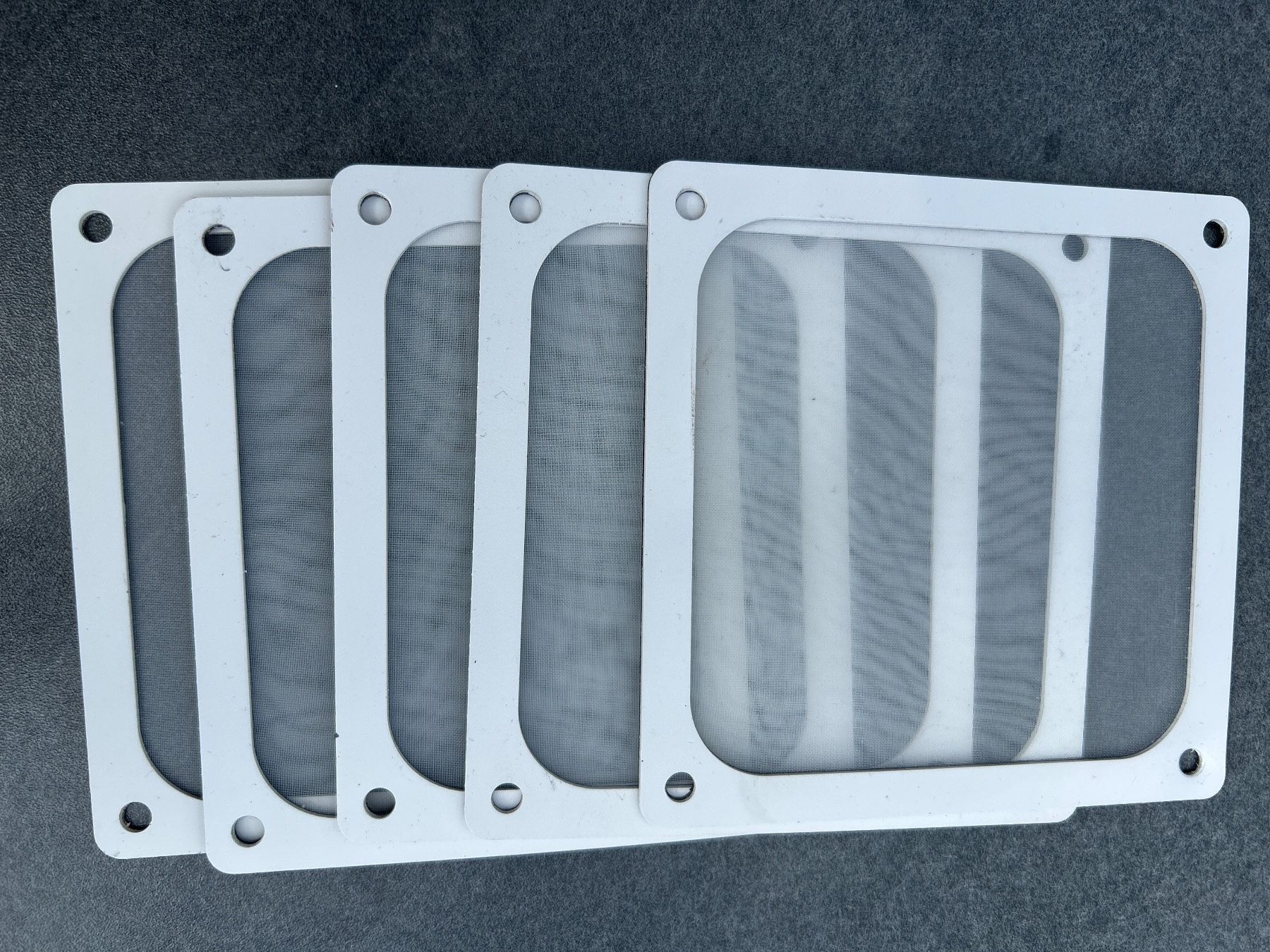 Custodie: Silverstone Lüfterfilter – Usato da Bassersdorf venduto da Winti8406 1