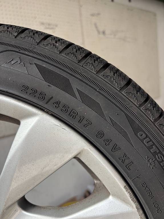 Pneus & Kompletträder: Roues hiver complètes BMW 7.5x17 ET43 – Gebraucht aus Torgon von jfr_58dd 2