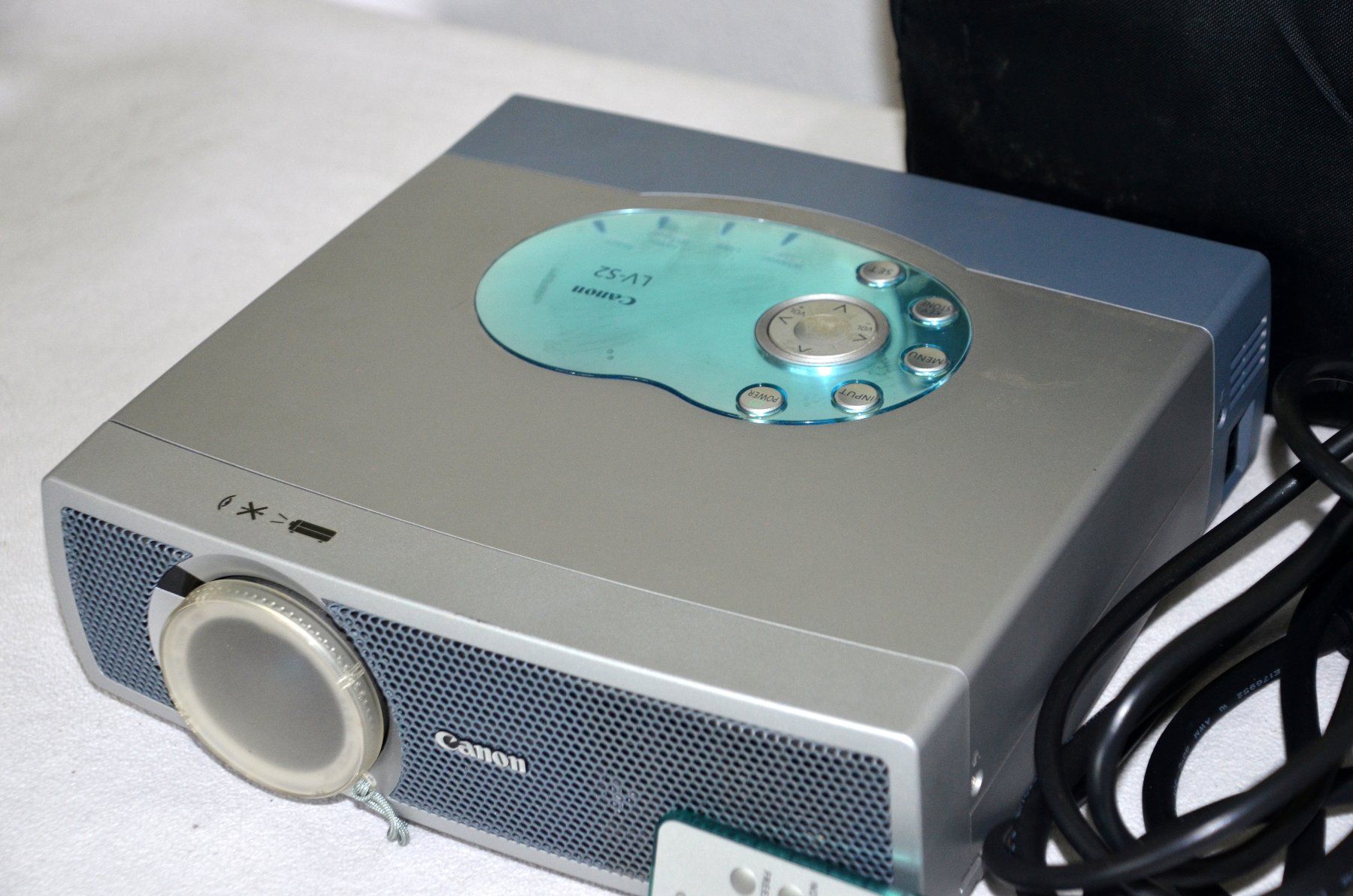 Home Cinema: Beamer Canon LV-S2 projecteur – Usato da Collonges venduto da arashee 3