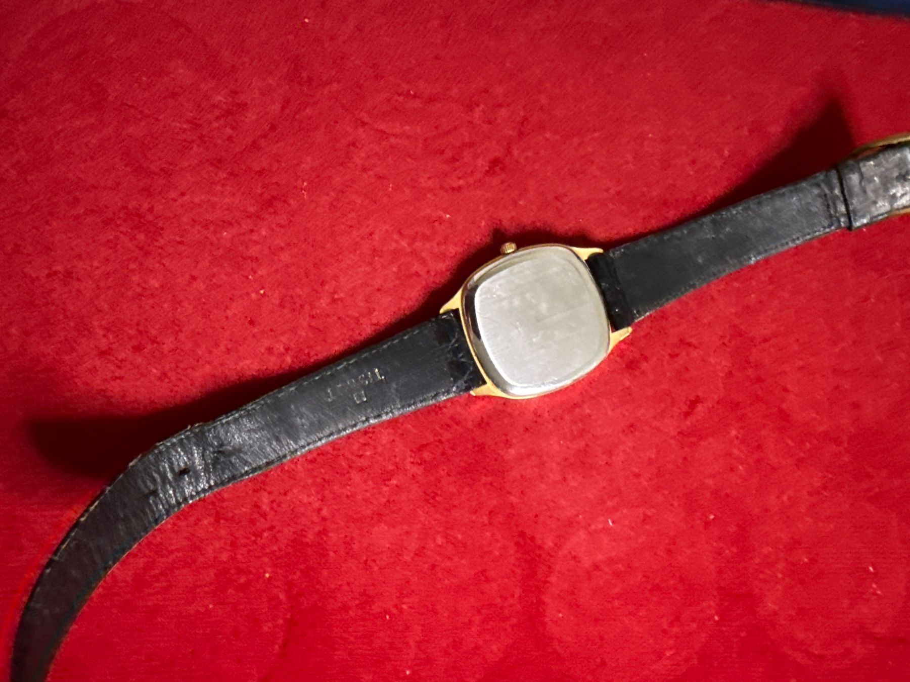 Tissot Orologi: Tissot Stylist Quarz 31 mm – Usato da Pfeffingen venduto da Allhandelklgwatches 3