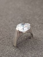 Vintage 925er Silber Ring mit Zirkonia Stein Top