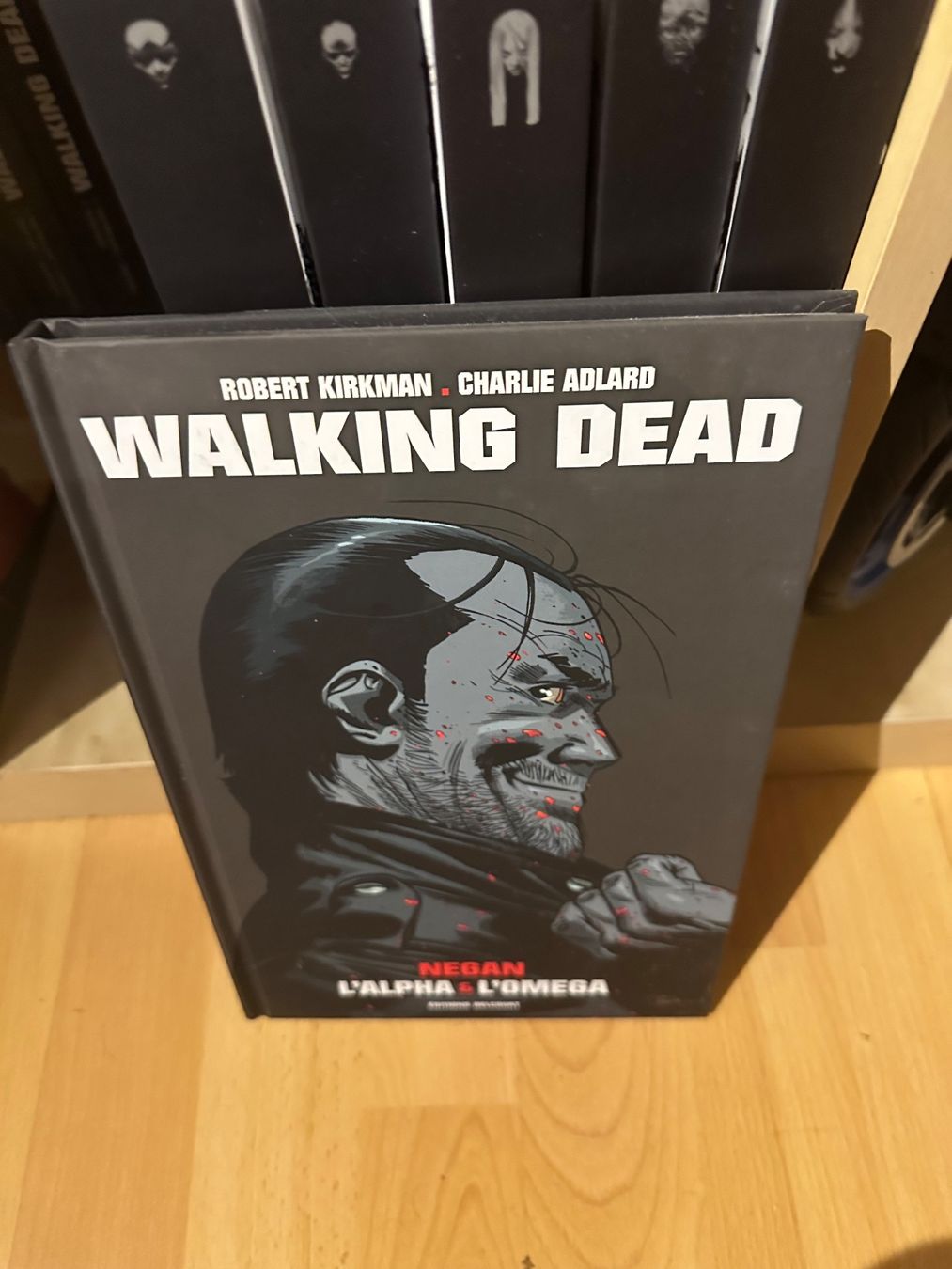 Fumetti: Collection complète The Walking Dead édition prestige – Usato da Penthalaz venduto da Yann3688 3