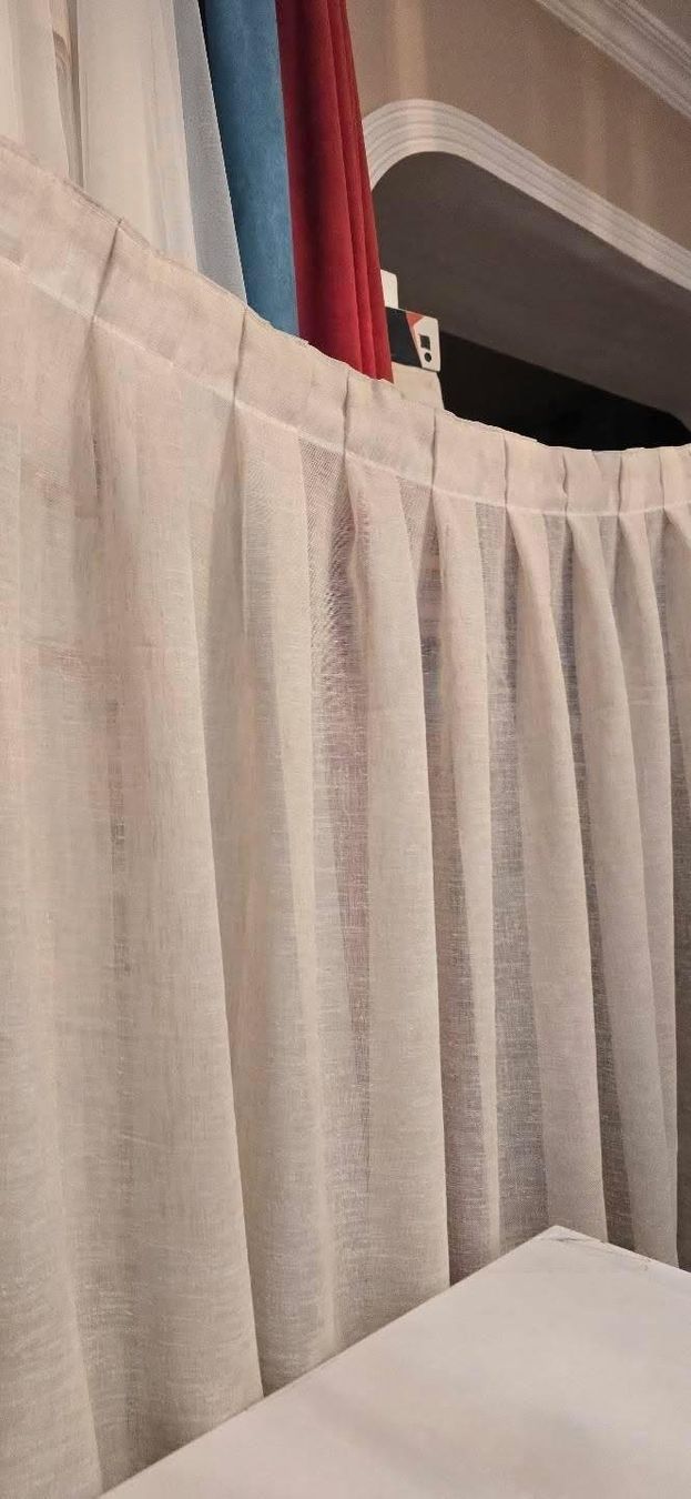 Tende: Leinenvorhänge Set zu verkaufen (etwa 20 m Material) – Nuovo (secondo la descrizione) da Thun venduto da and_j2bq