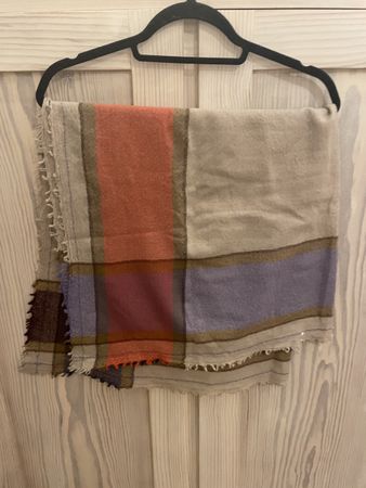 Warmes Wolltuch Karo Beige/Rot/Lila Mois Mont!