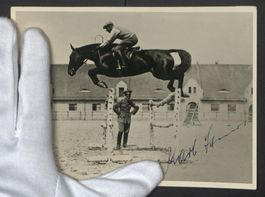 Fotografie Springreiter auf seinem Pferd