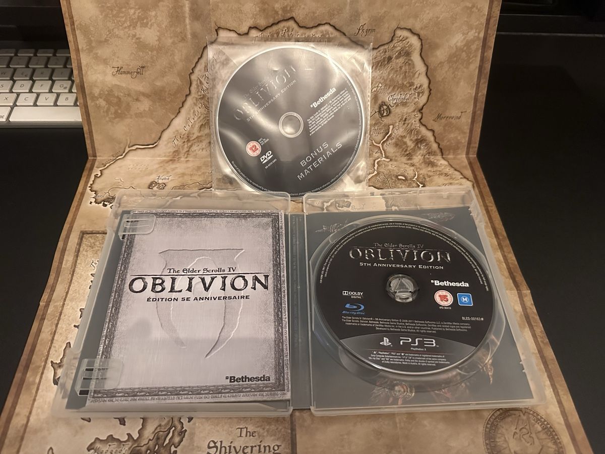 Giochi: The Elder Scrolls IV Oblivion 5e anniversaire PS3 (avec Map) – Nuovo (secondo la descrizione) da Vétroz venduto da Fabio-B 1