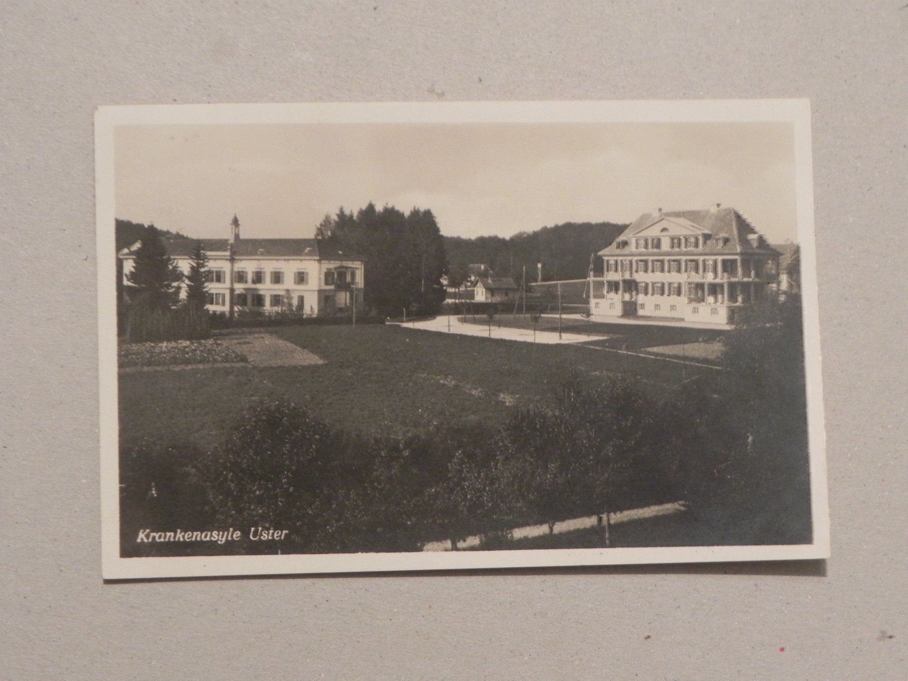 Cartoline postali: Ansichtskarte Uster ZH Krankenasyl 1927 – Usato da Siebnen venduto da krimsie