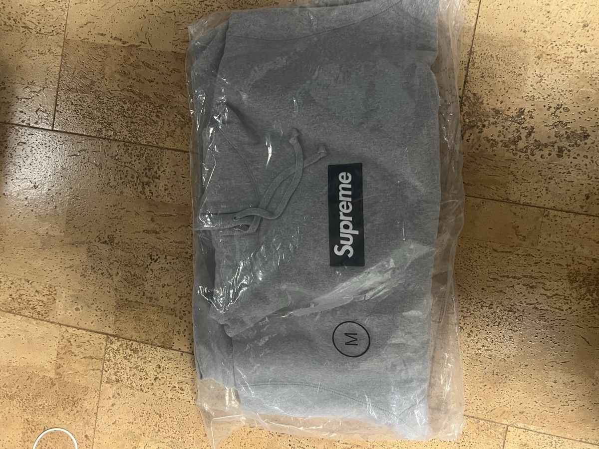 Maglioni & Felpe: Supreme Boxlogo Grau – Nuovo e nell'imballaggio originale da Uhwiesen venduto da maflo2