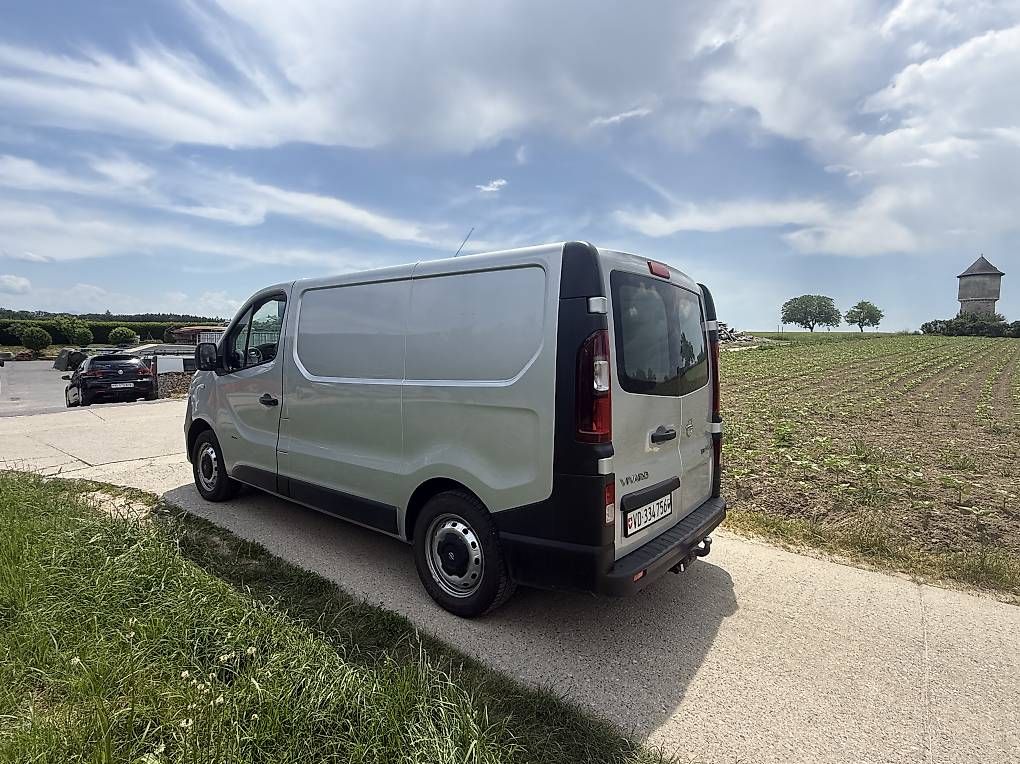Veicoli da campeggio: Van Aménagé - Opel Vivaro  – Usato da Suchy venduto da maxconcept 3