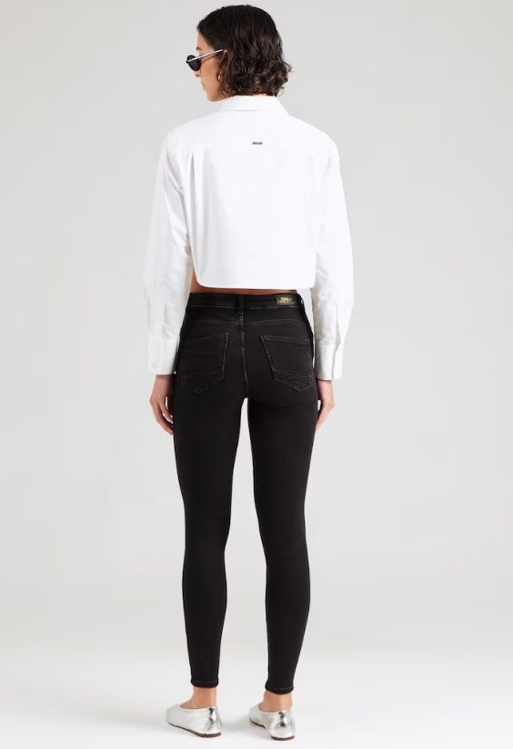 Only Jeans: ONLY Jeans PUSH UP M/30 – Usato da Safnern venduto da ncm 1