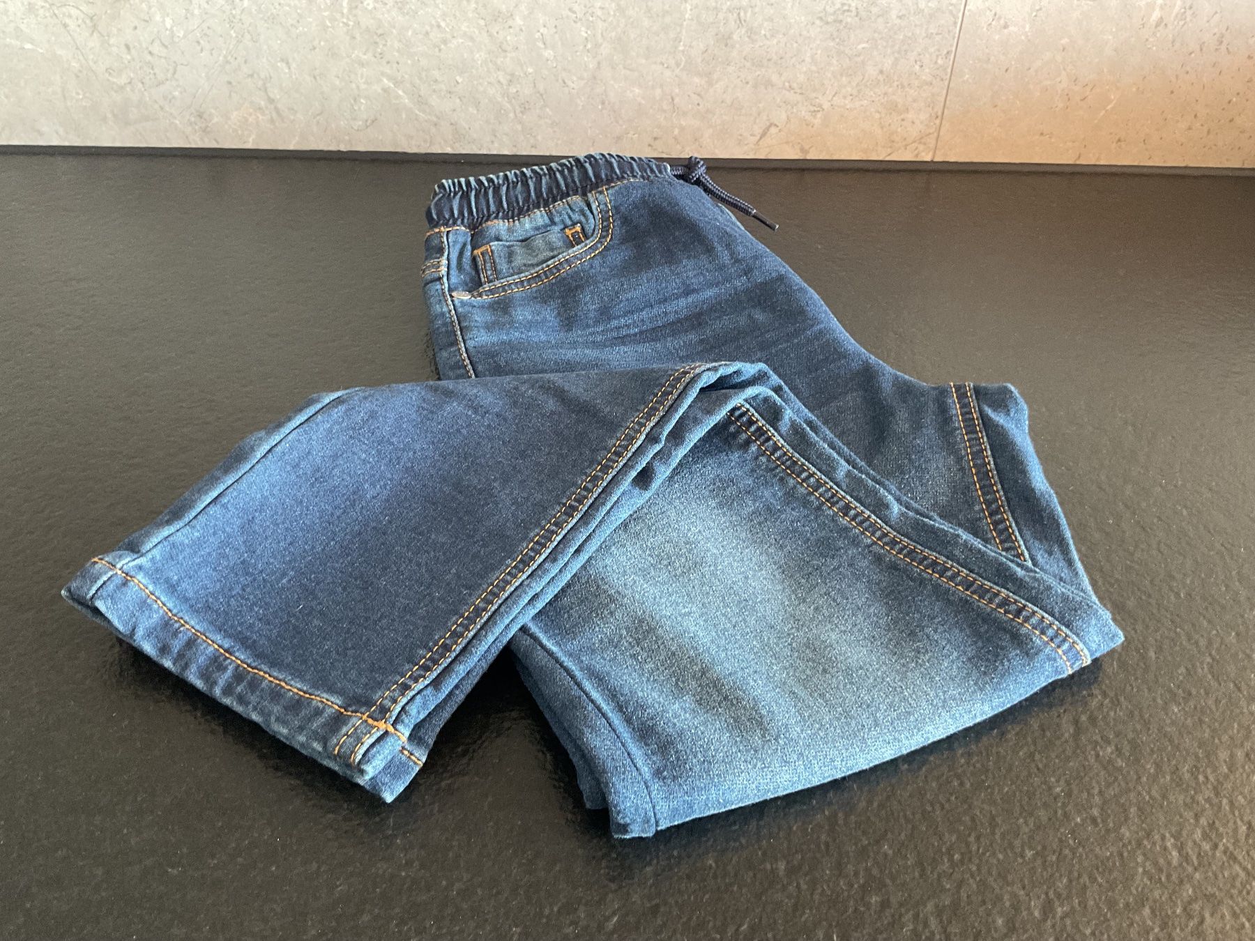 Jeans: Jeans enfants – Nuovo (secondo la descrizione) da Neuchâtel venduto da sta_7qfy 3