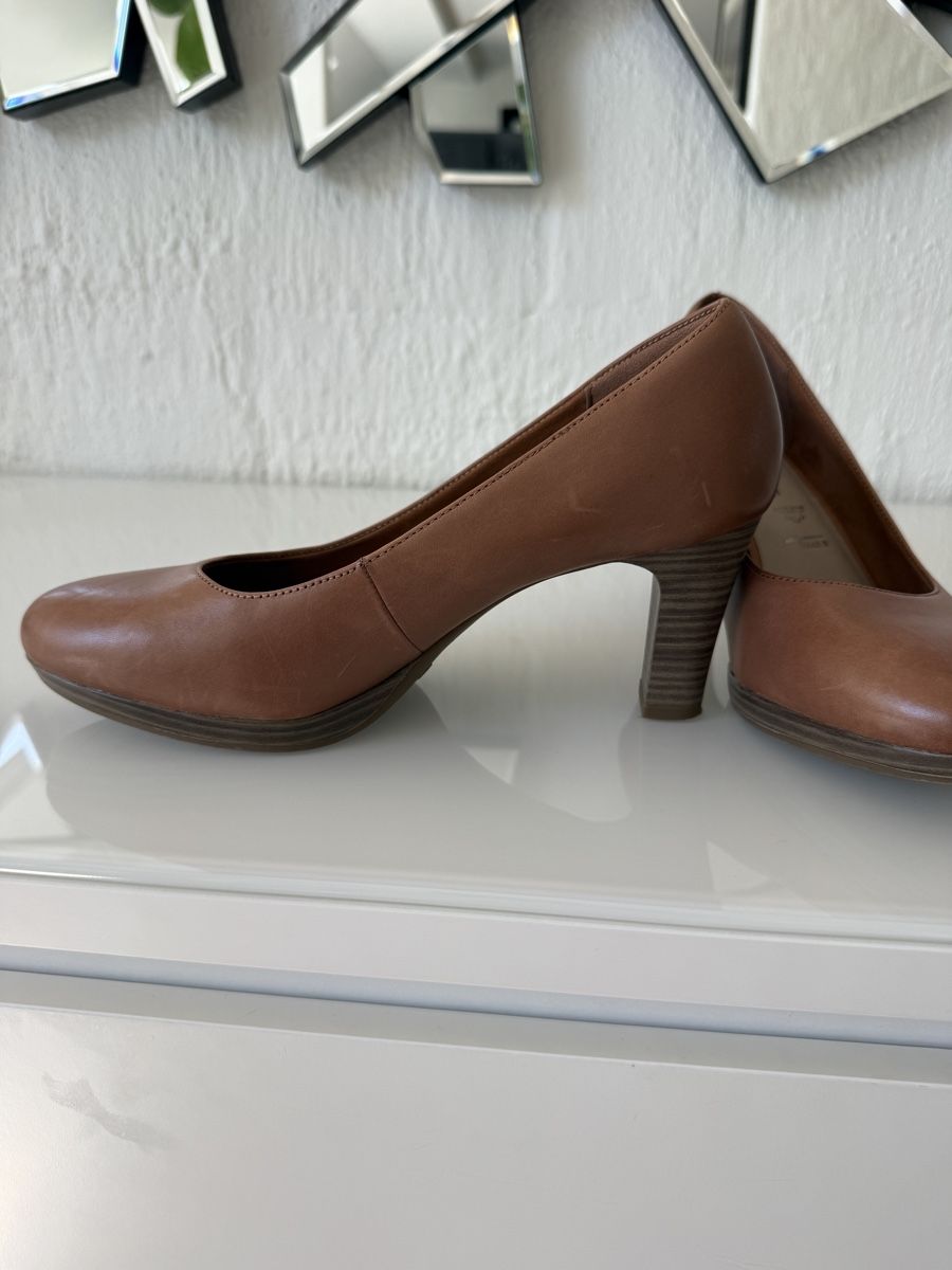 Tamaris Chaussures femmes: Tamaris Pumps – D'occasion à Dürnten par Msturz 2
